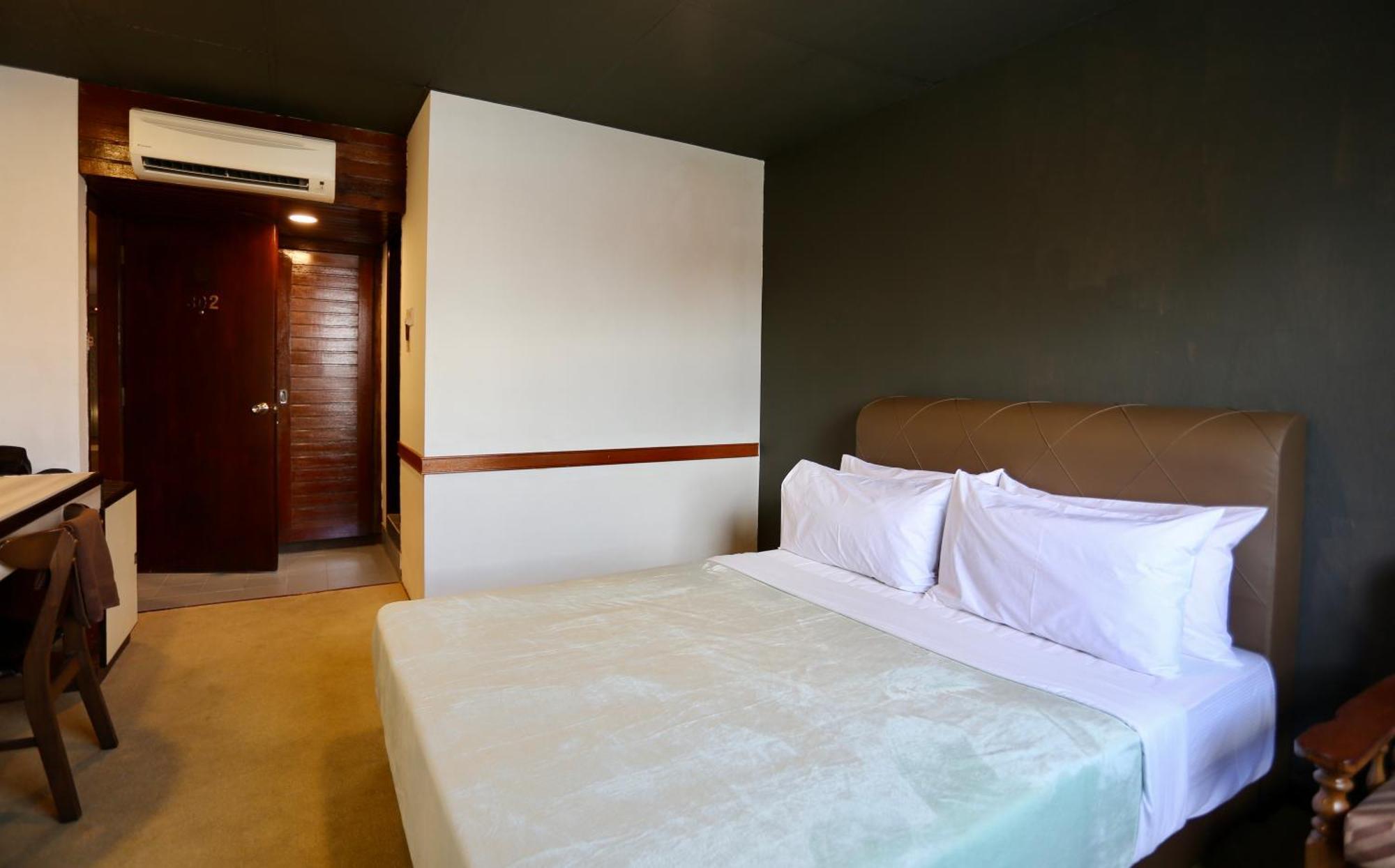 Fata Hotel By Project Borneo Kuching Kültér fotó