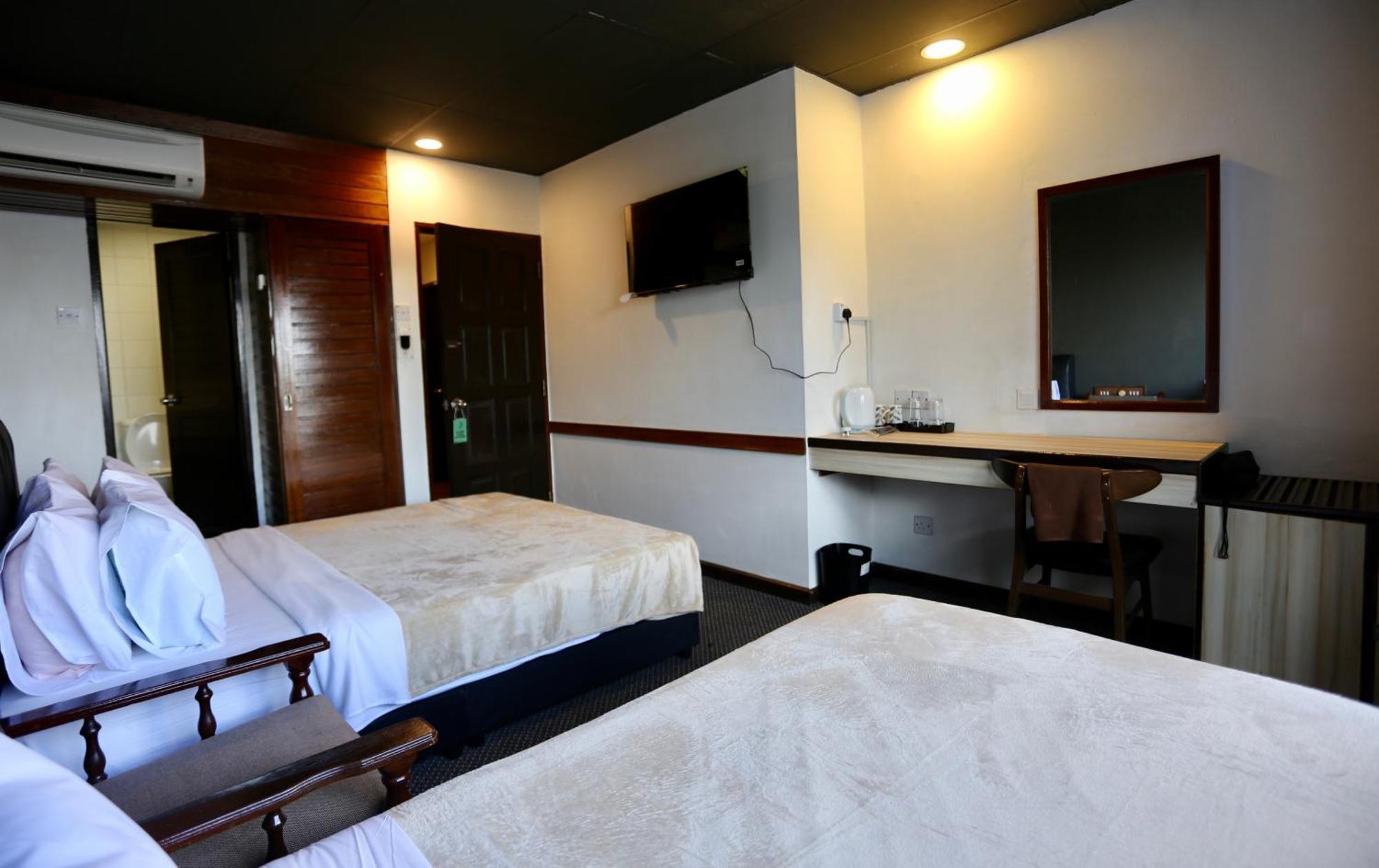 Fata Hotel By Project Borneo Kuching Kültér fotó