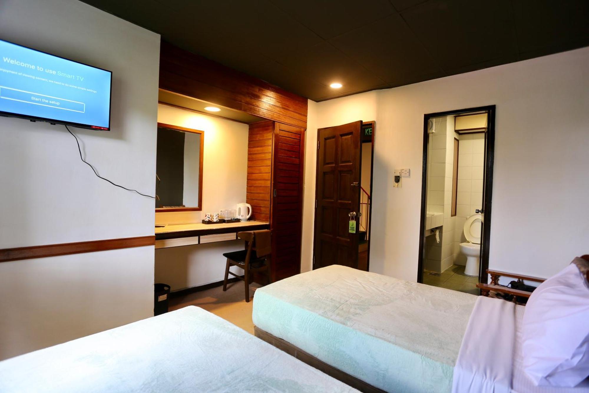 Fata Hotel By Project Borneo Kuching Kültér fotó