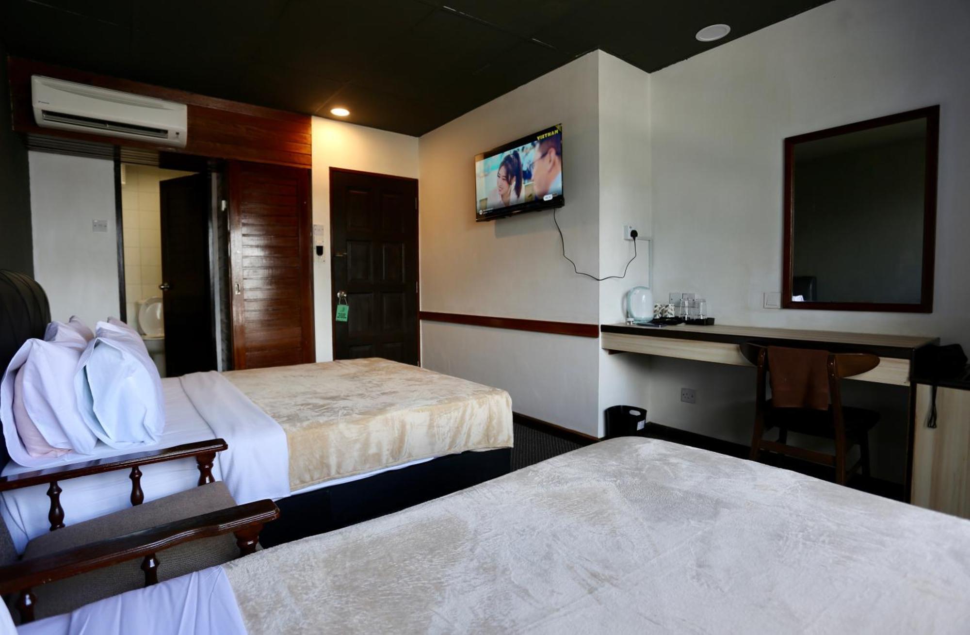 Fata Hotel By Project Borneo Kuching Kültér fotó