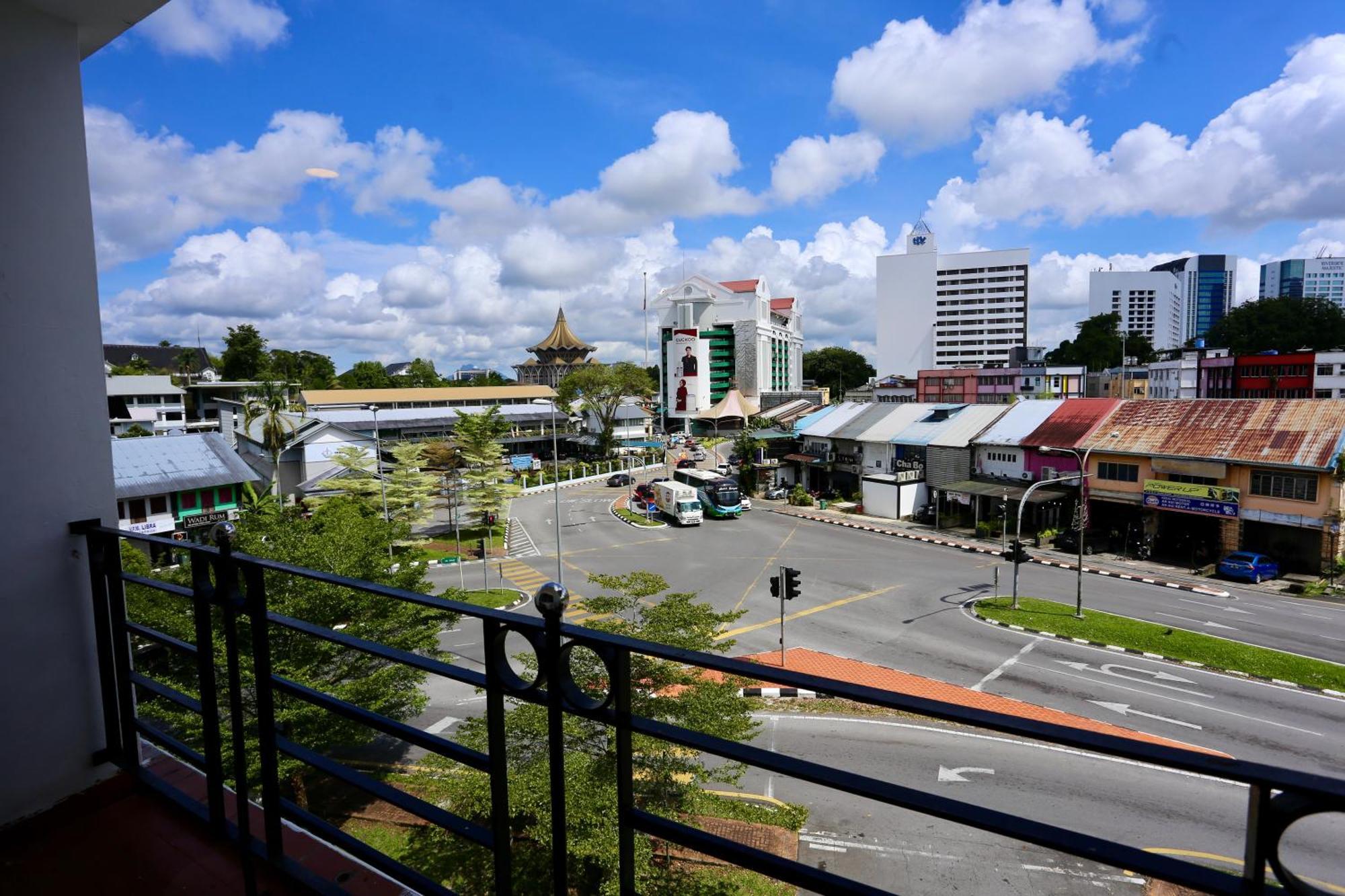 Fata Hotel By Project Borneo Kuching Kültér fotó